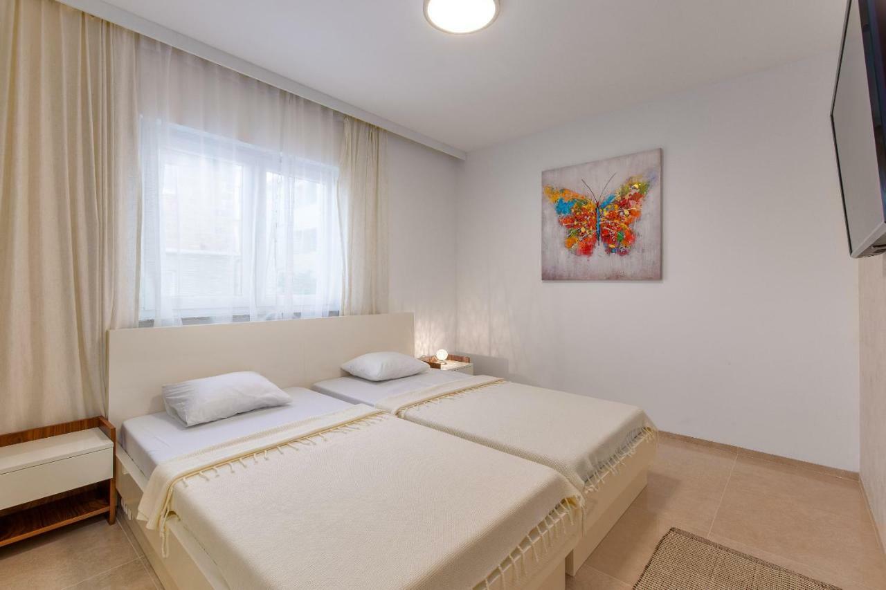 Tarari Luxury Apartment Baska  Exterior photo